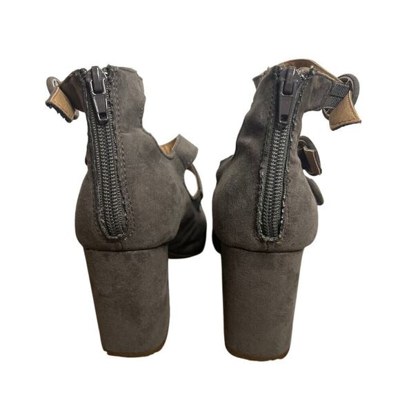 Unionbay Gray Faux Suede Triple Strap Mary Jane Block Heel Women's Size 7.5 - Picture 4 of 7